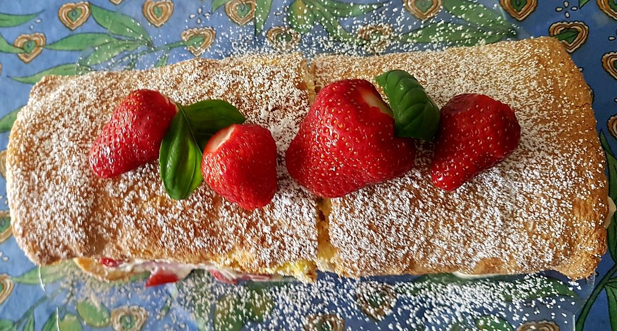 recette Gâteau roulé façon bûche Fraises/Basilic