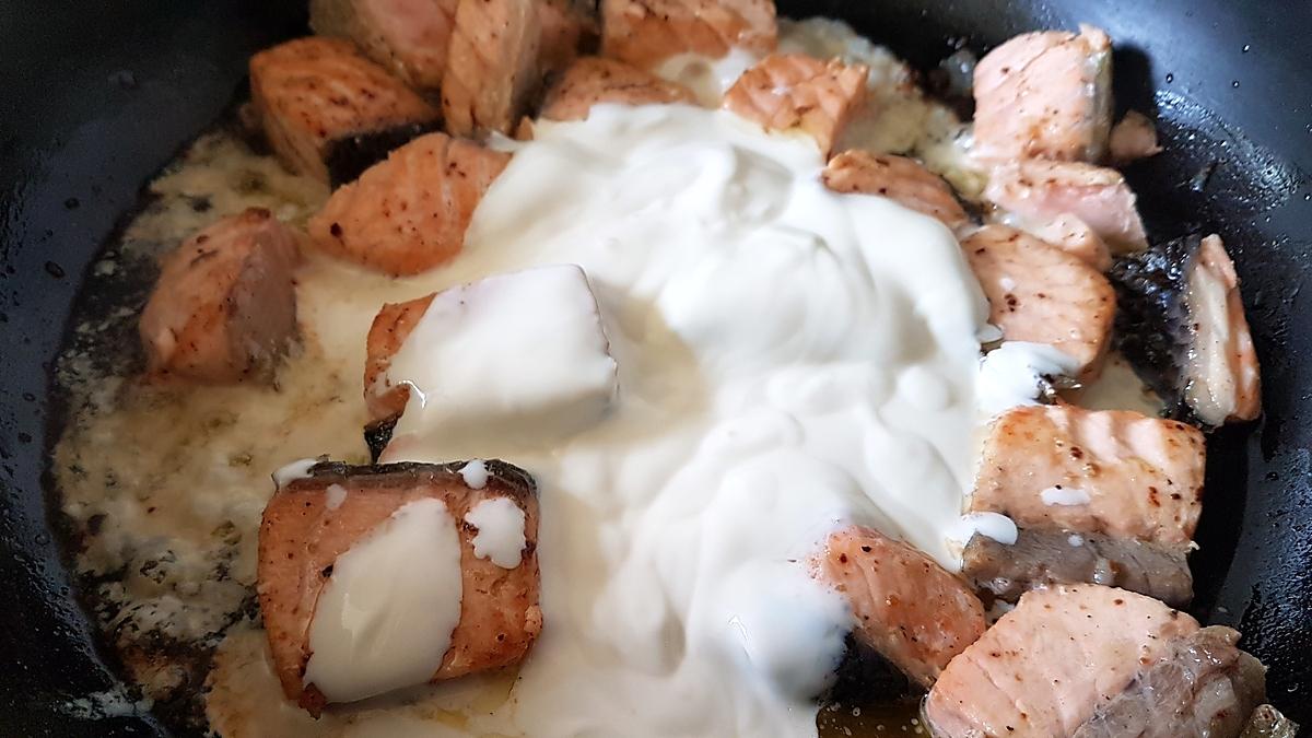 recette Spaghettis aux poireaux et au saumon