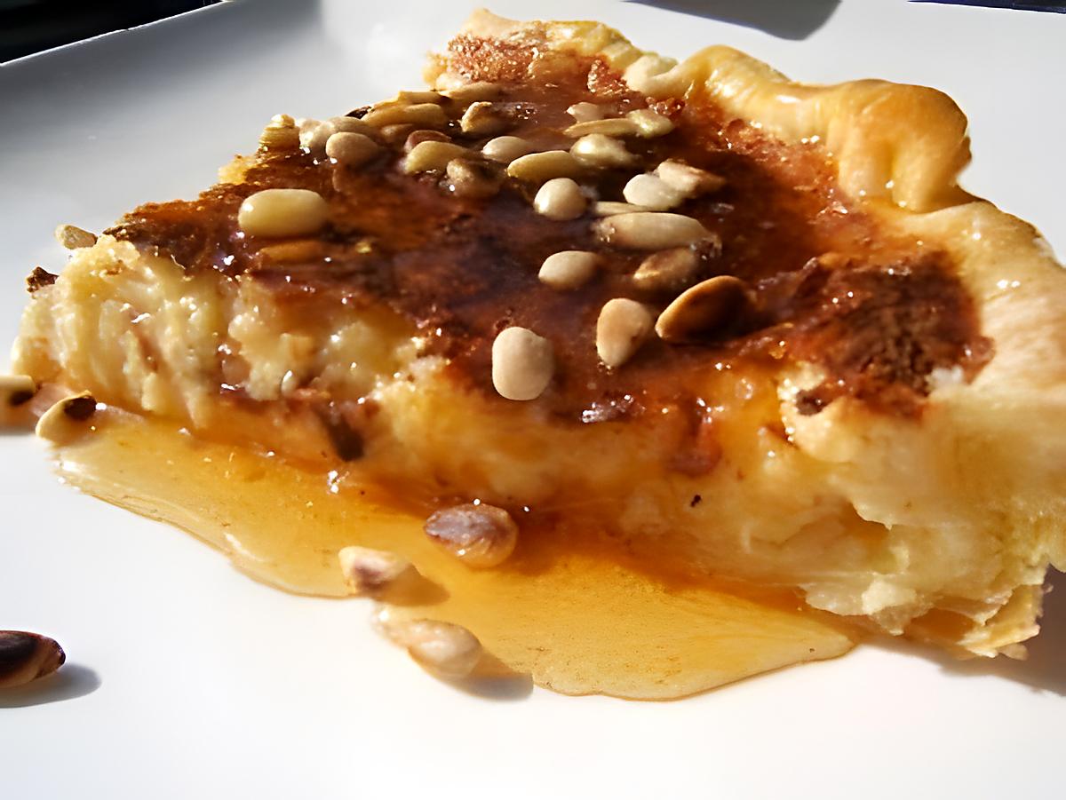 recette Tarte au gruyère , miel et pignons de pin