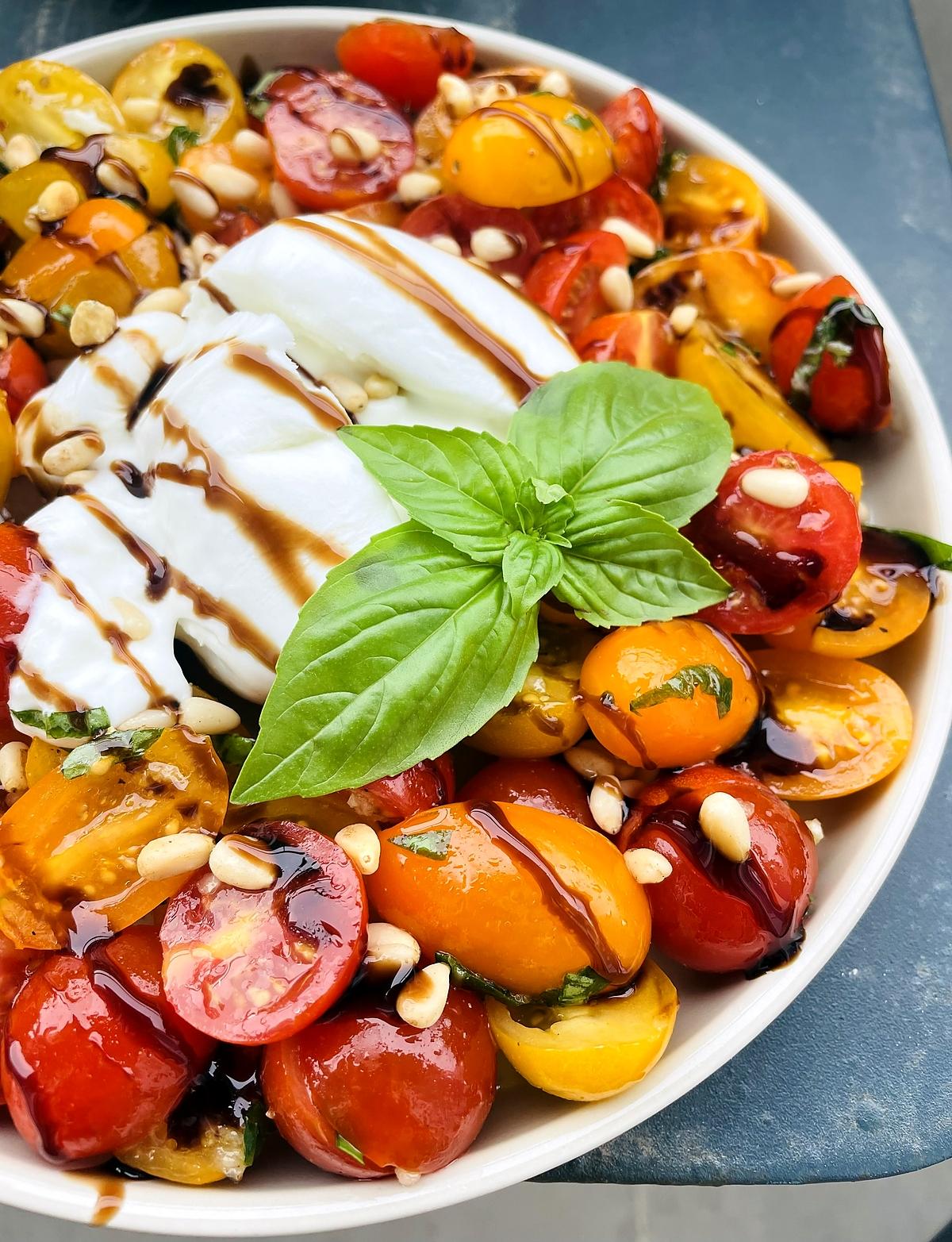 recette L’incontournable salade tomates/burrata