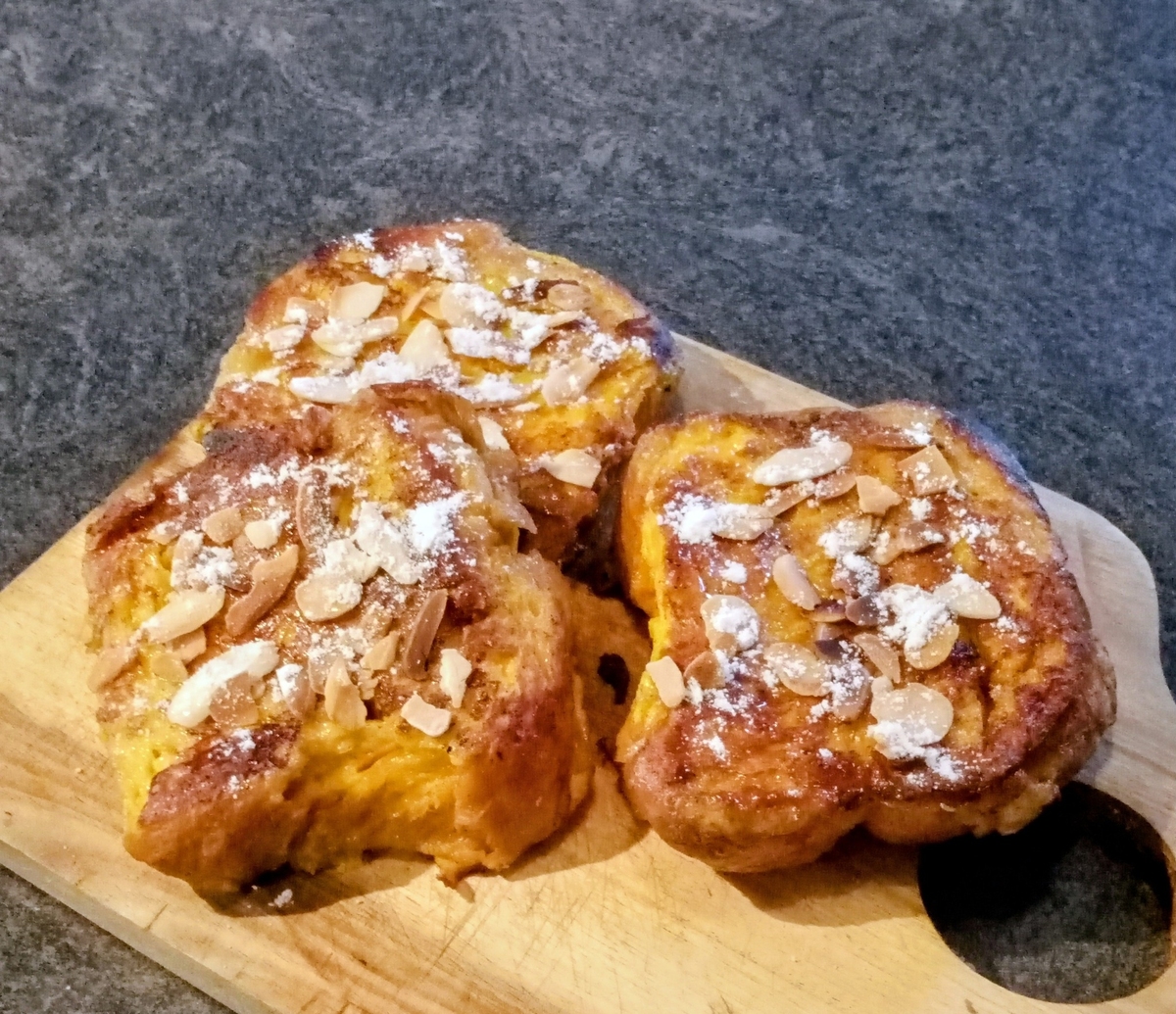 recette TRANCHES BRIOCHE MAISON AU YAOURT FAÇON PAIN PERDU