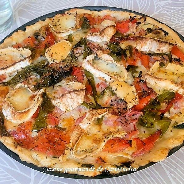 recette Pizza de poivrons grillés chèvre et jambon cuit