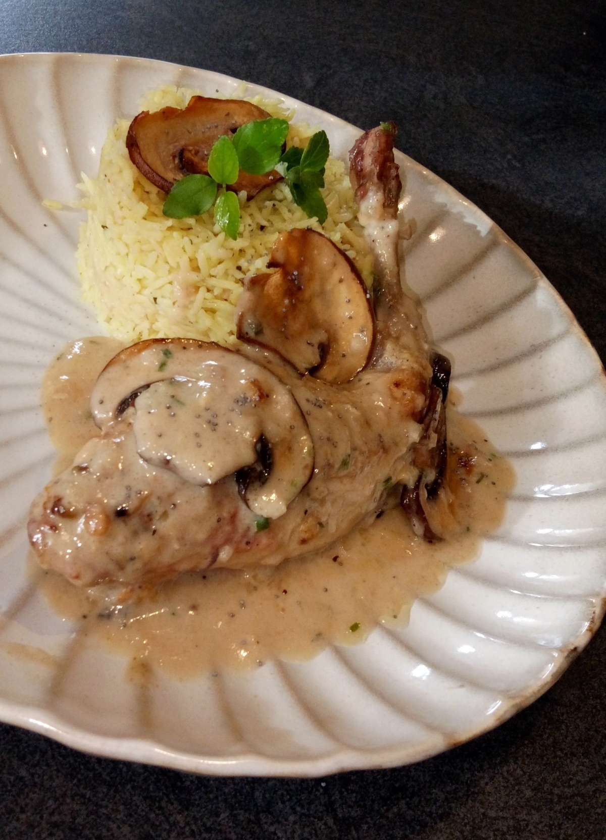 recette LAPIN EN COCOTTE & RIZ SAUCE CITRONNEE