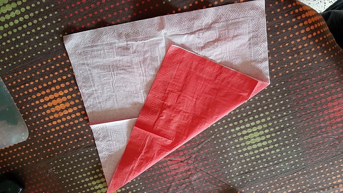 recette Deux pliages de serviettes anniversaire et noël