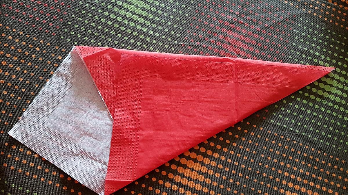 recette Deux pliages de serviettes anniversaire et noël