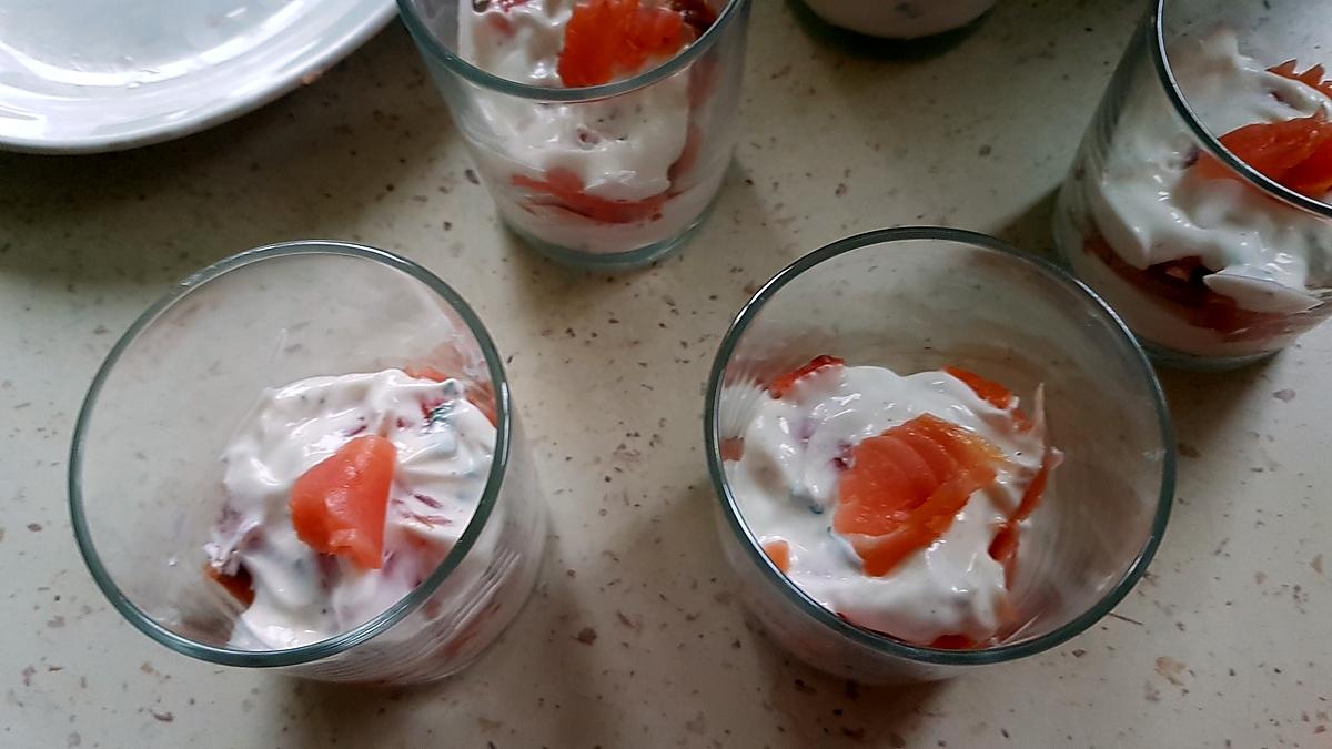 recette Verrines Saumon fumé/fromage blanc/confit de figues