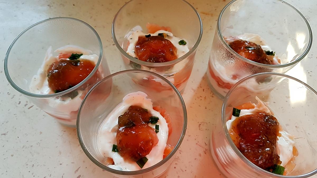 recette Verrines Saumon fumé/fromage blanc/confit de figues