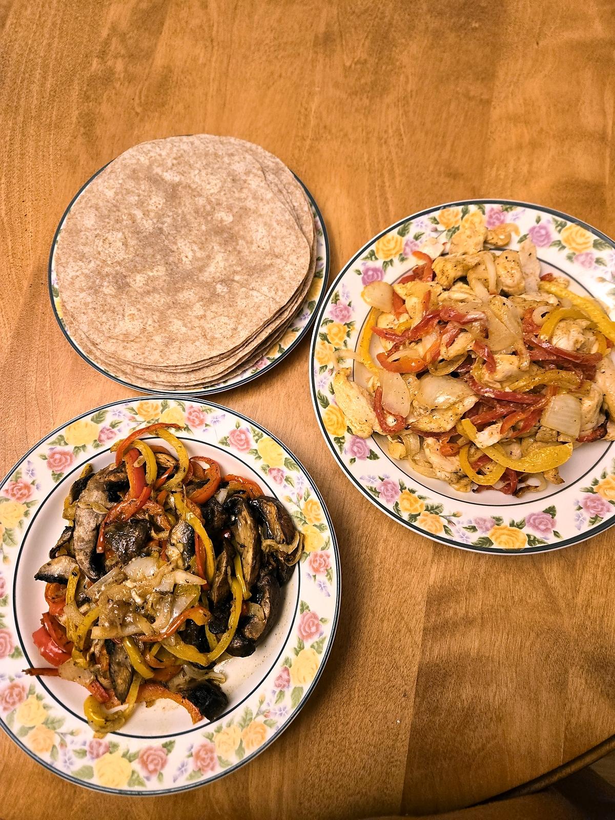 recette FAJITAS AU POULET ET AUX LÉGUMES À LA FRITEUSE NINJA FOODI FLEXBASKET