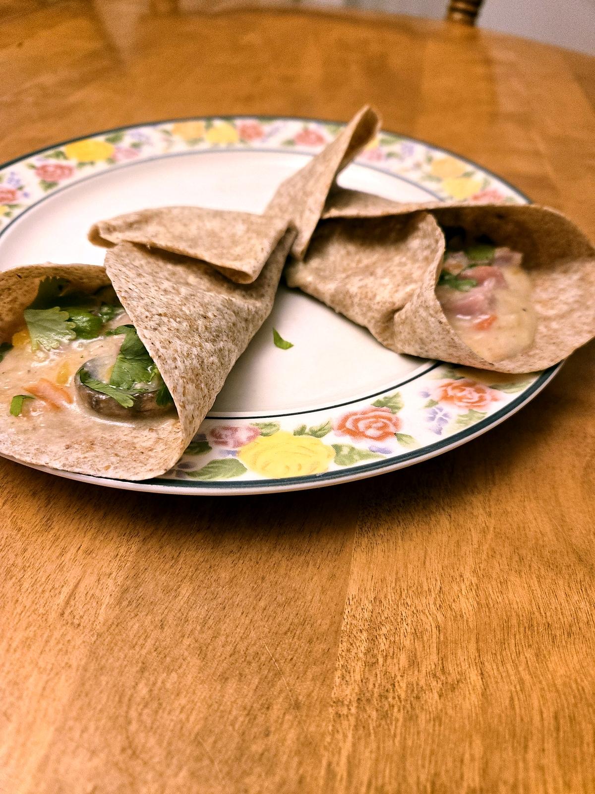 recette TORTILLAS AU JAMBON, POIVRON ET EMMENTHAL