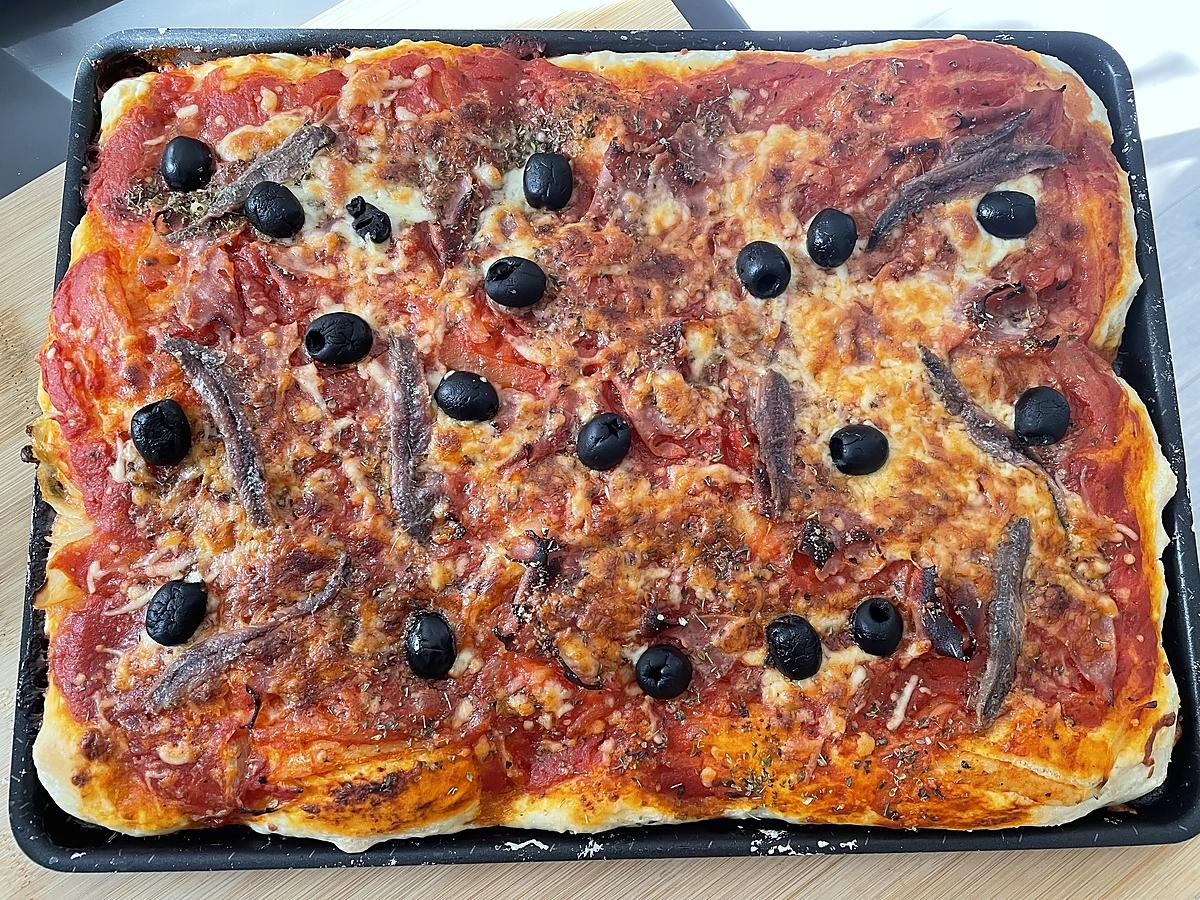 recette Pizza pâte épaisse