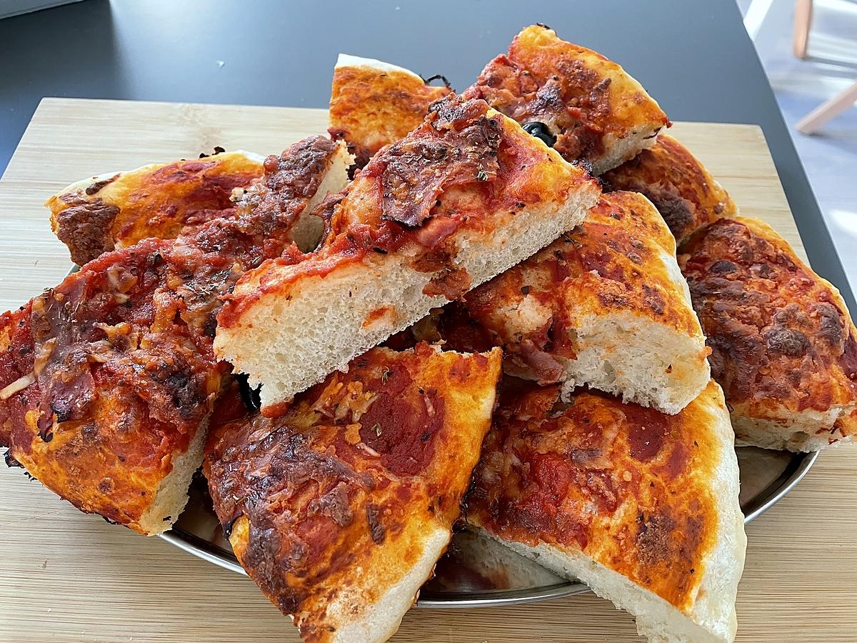 recette Pizza pâte épaisse