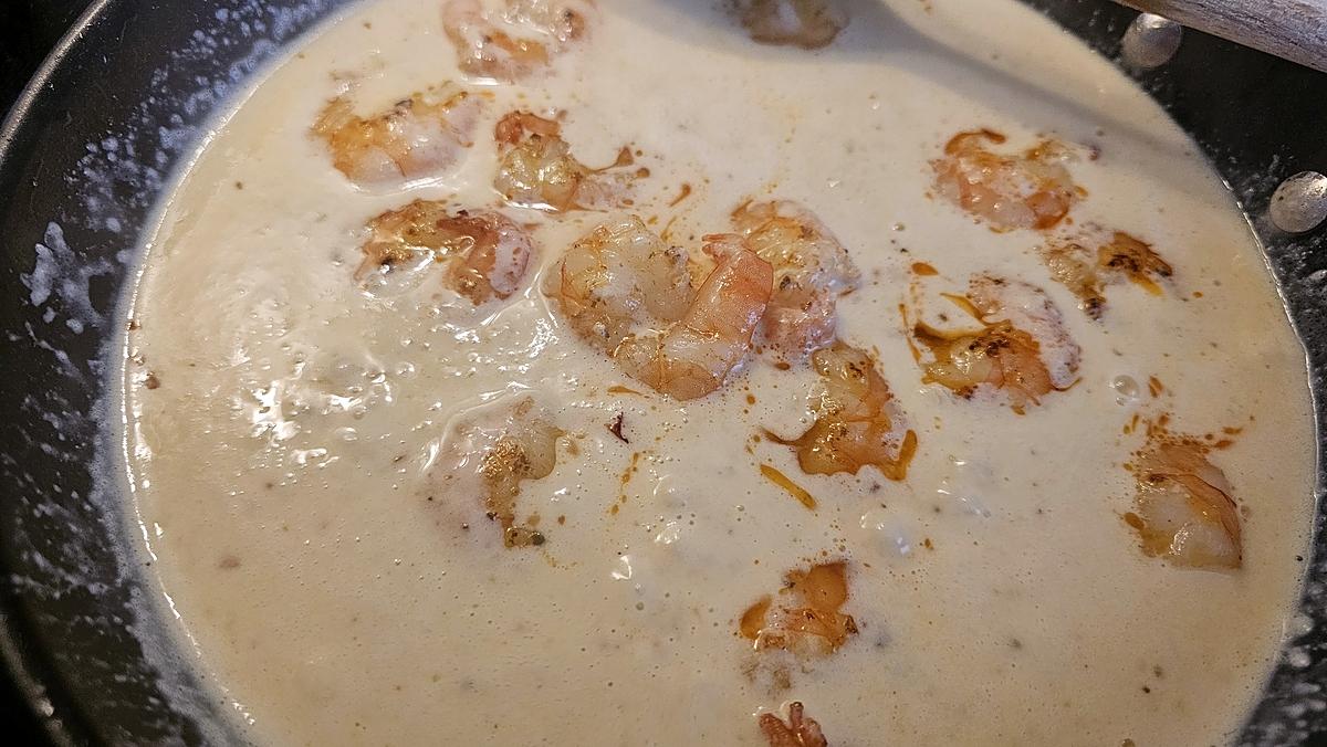recette Pâtes crémeuses aux crevettes, ail et citron