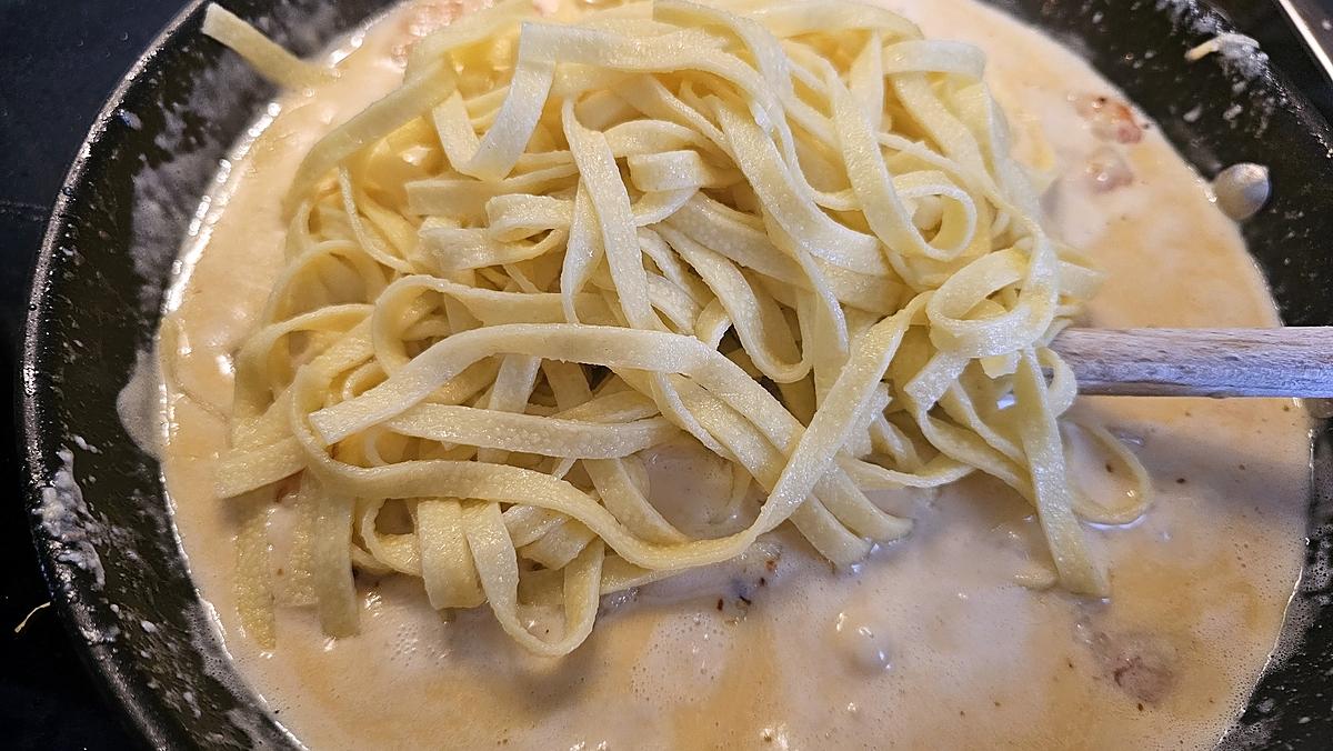 recette Pâtes crémeuses aux crevettes, ail et citron