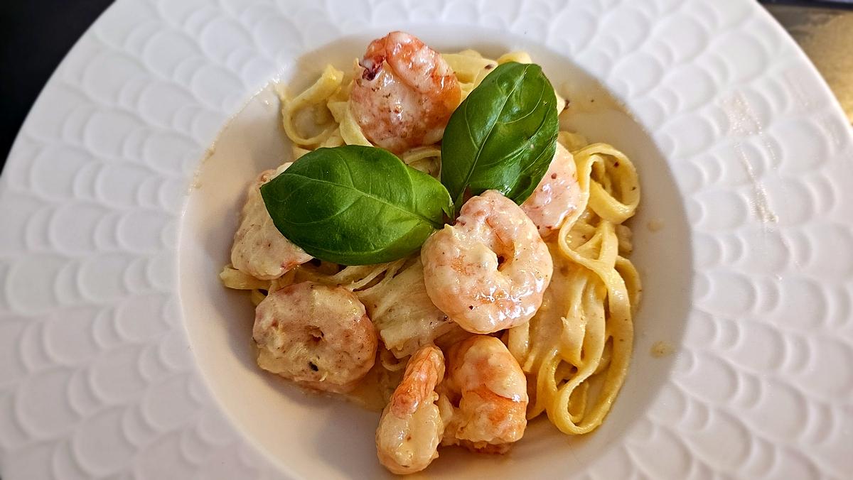recette Pâtes crémeuses aux crevettes, ail et citron