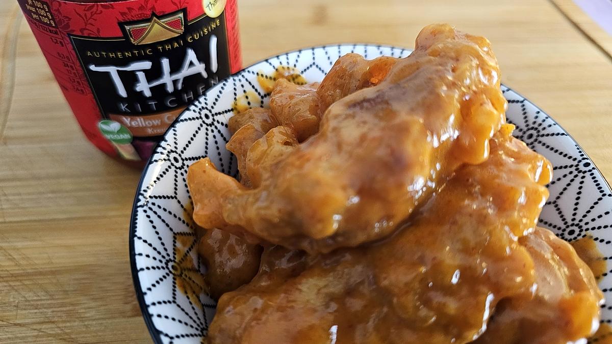 recette Beignets de poulet au curry rouge thaï (inspiré du site Riz Jaune)