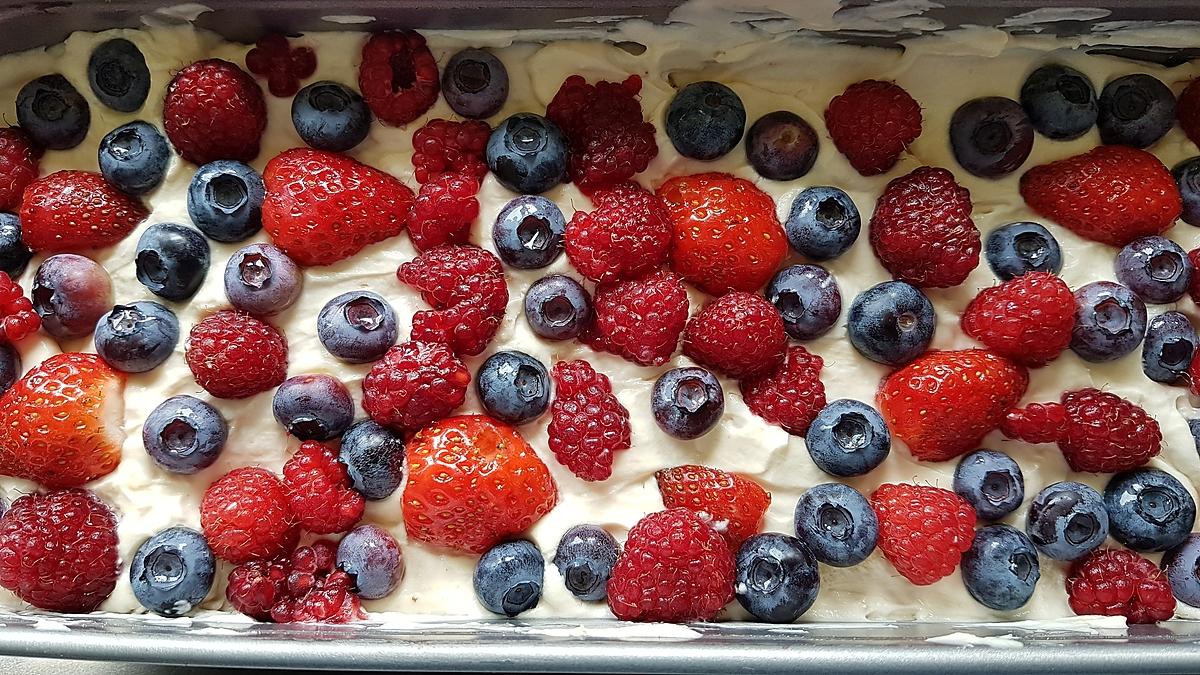 recette Gâteau brioché aux fruits rouges mascarpone.