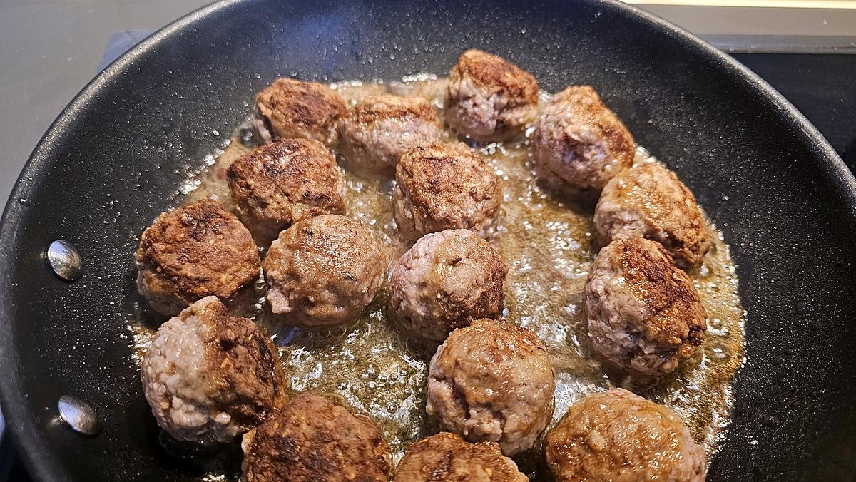 recette Boulettes de Viande de Salisbury sauce champignons