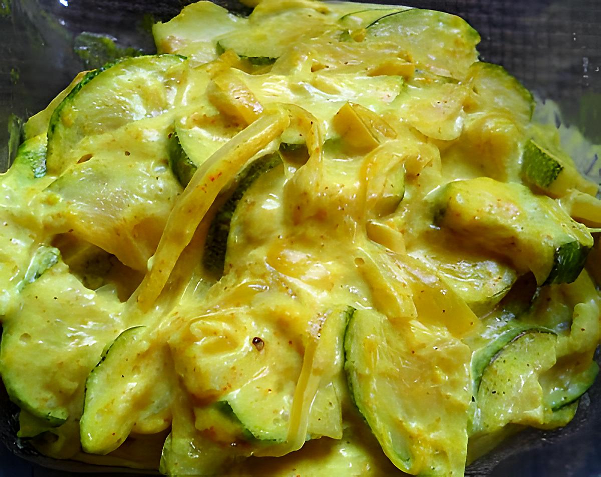 recette COURGETTES LAIT DE COCO ET CURRY