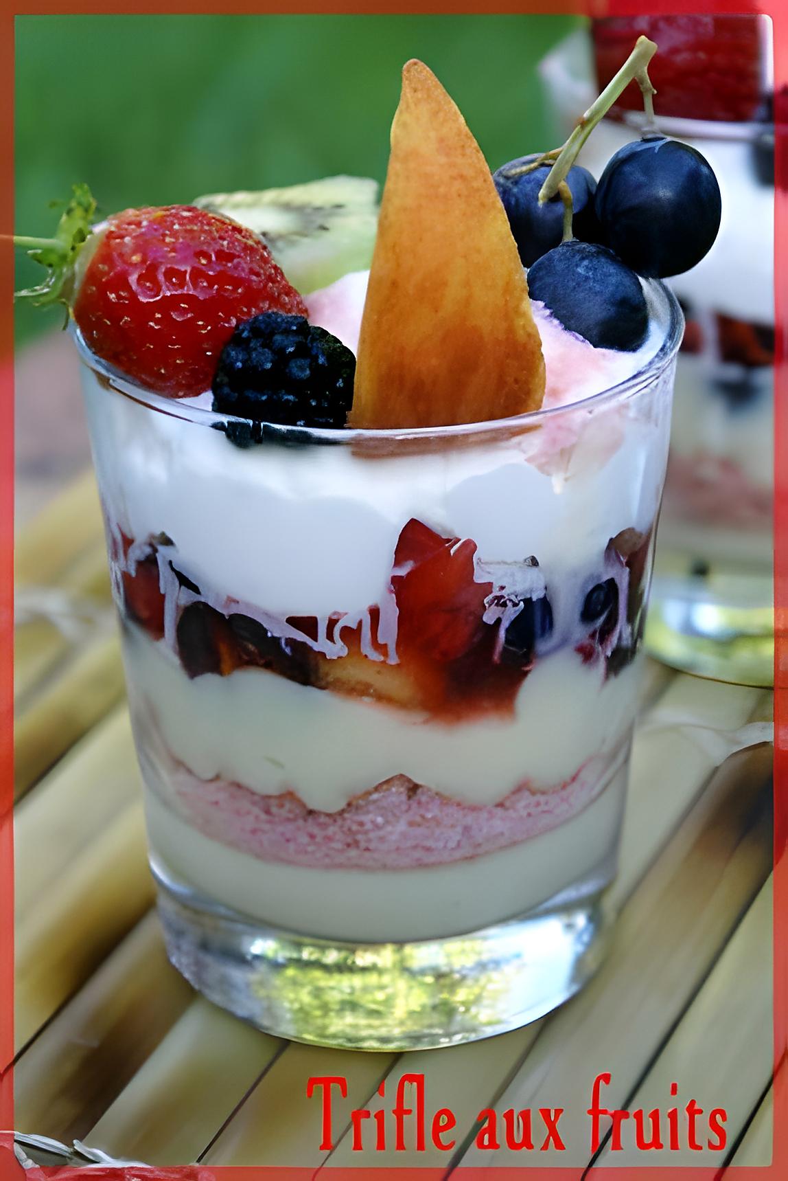 recette TRIFLE A 4 FRUITS