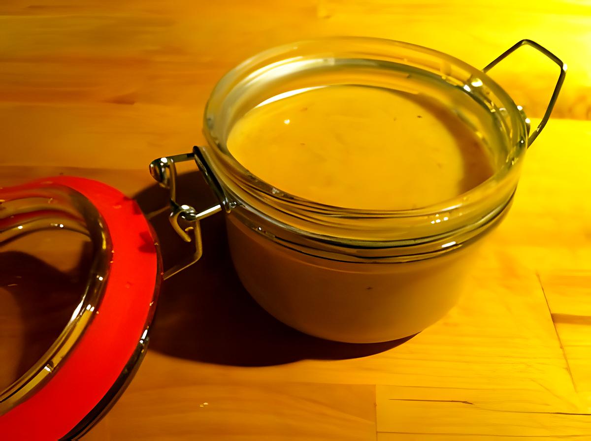 recette Pâte à tartiner chocolat blanc/noisettes