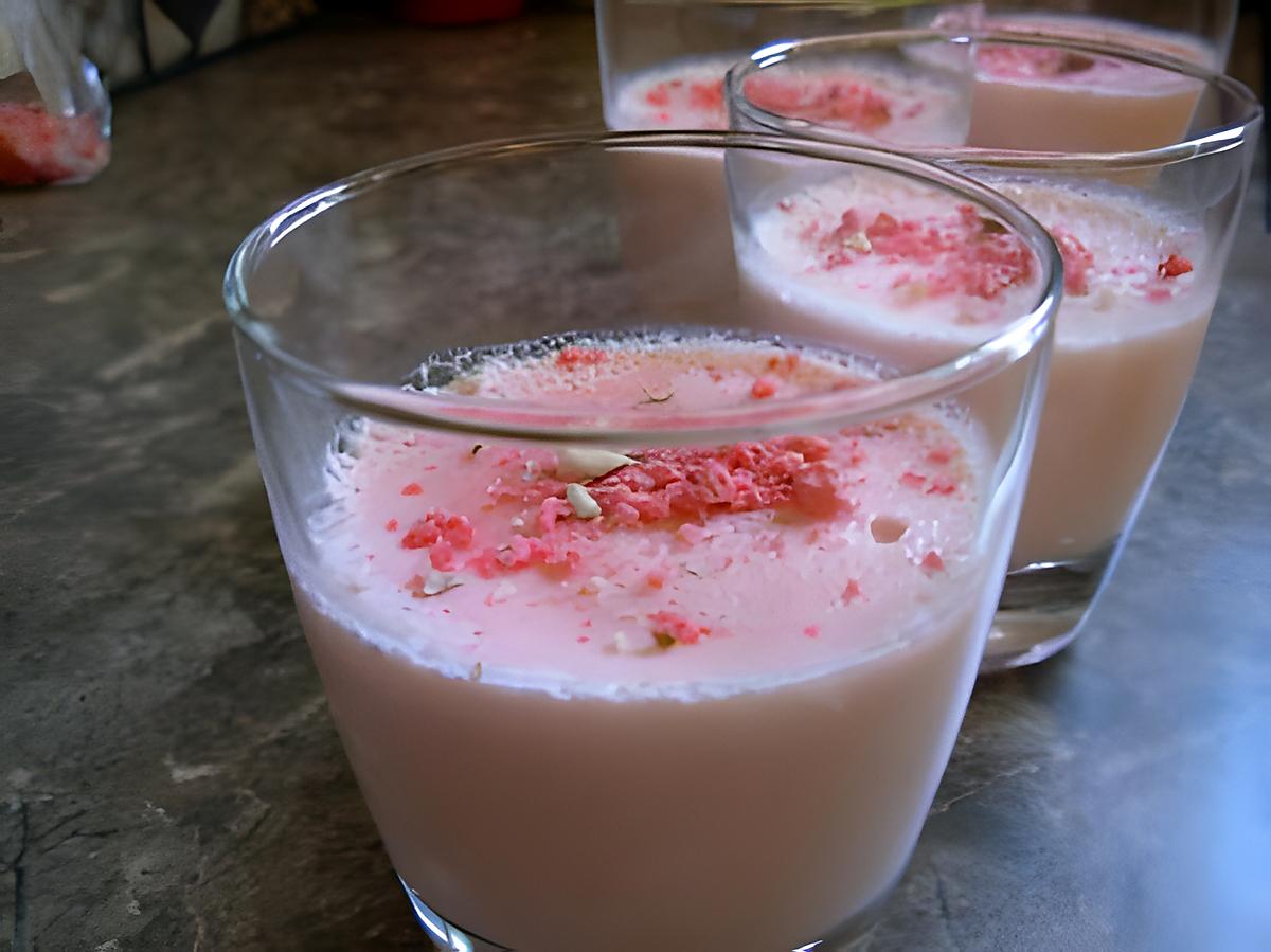 recette Panna-cotta framboise et pralines roses