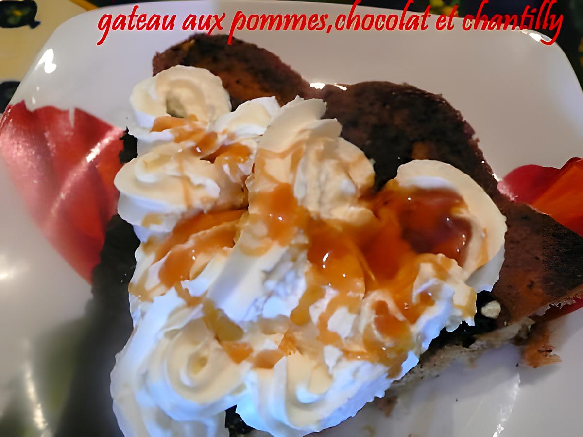 recette gateau aux pommes,chocolat et chantilly