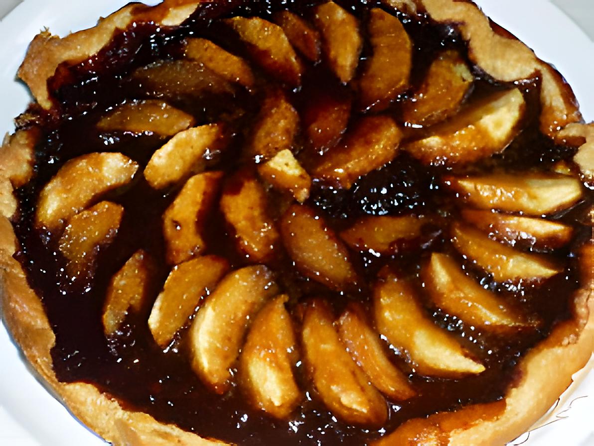 recette TARTE POMMES CHOCO ET CARAMEL AU BEURRE SALé