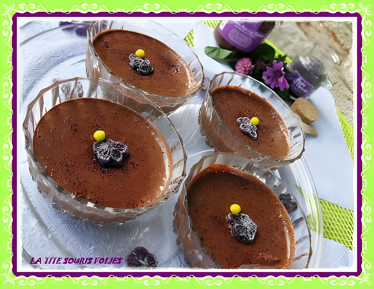 recette MOUSSE "PINK NINI" CHOCOLAT A LA VIOLETTE