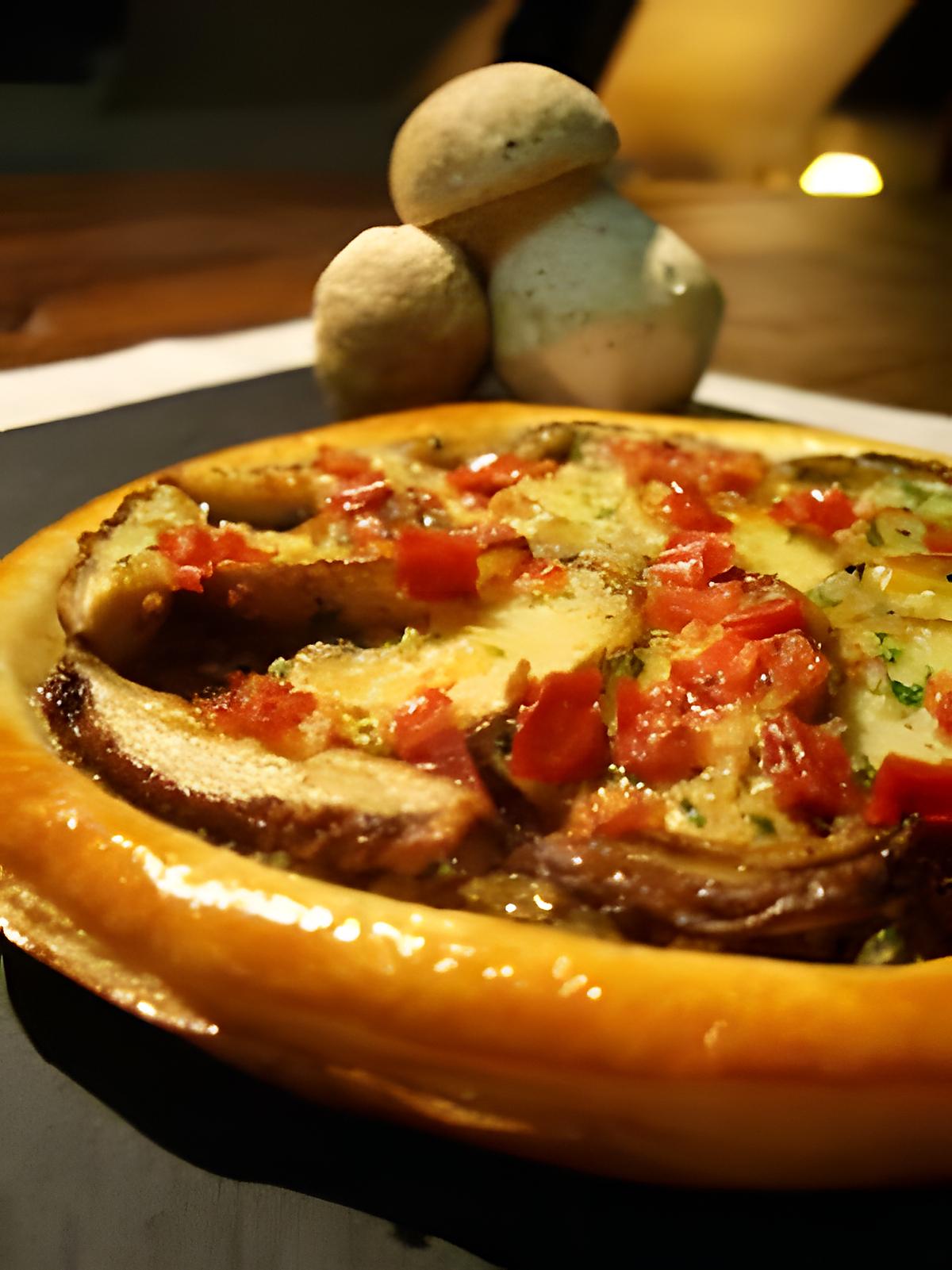 recette Tarte fine aux cèpes bouchons, beurre aux tomates confites...