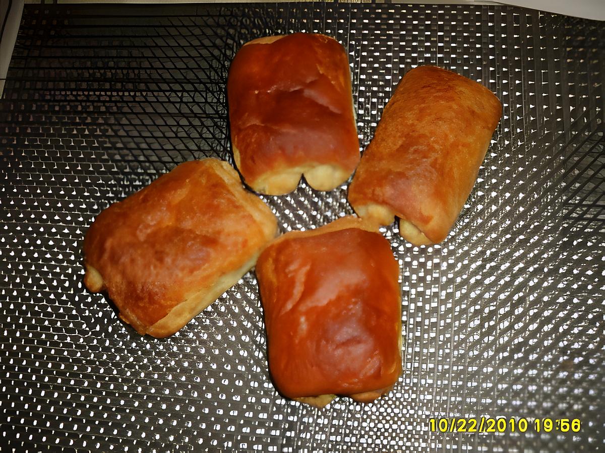 recette PETITS PAINS FEUILLETTES AUX CHOCOLATS