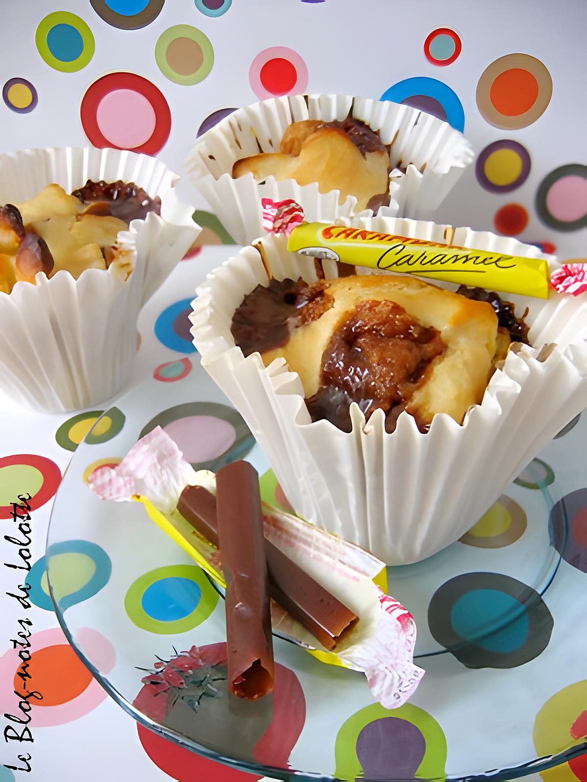 recette Gâteau au yaourt, pommes, rhum et carambar