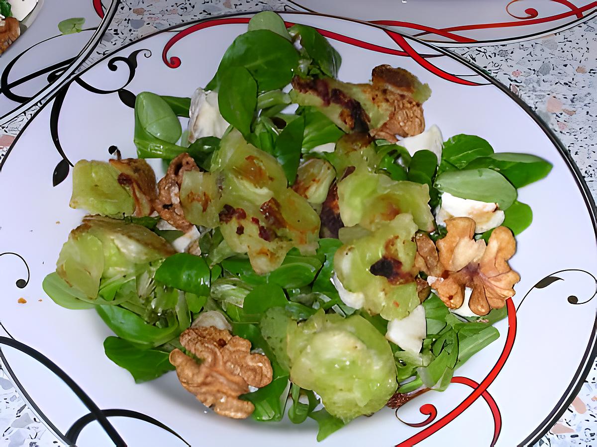 recette Salade de mâche aux ravioles, picodon et noix