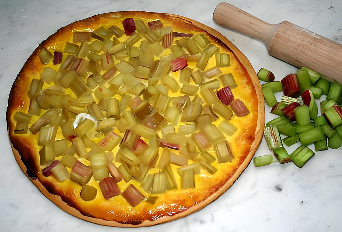 recette Pizza à la rhubarbe (sucrée)