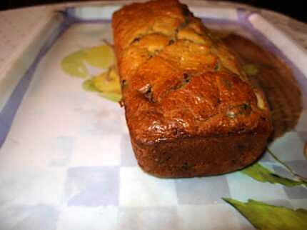 recette CAKE AUX PRUNEAUX ET LARDONS AVEC SA TERRINE DE LEGUMES