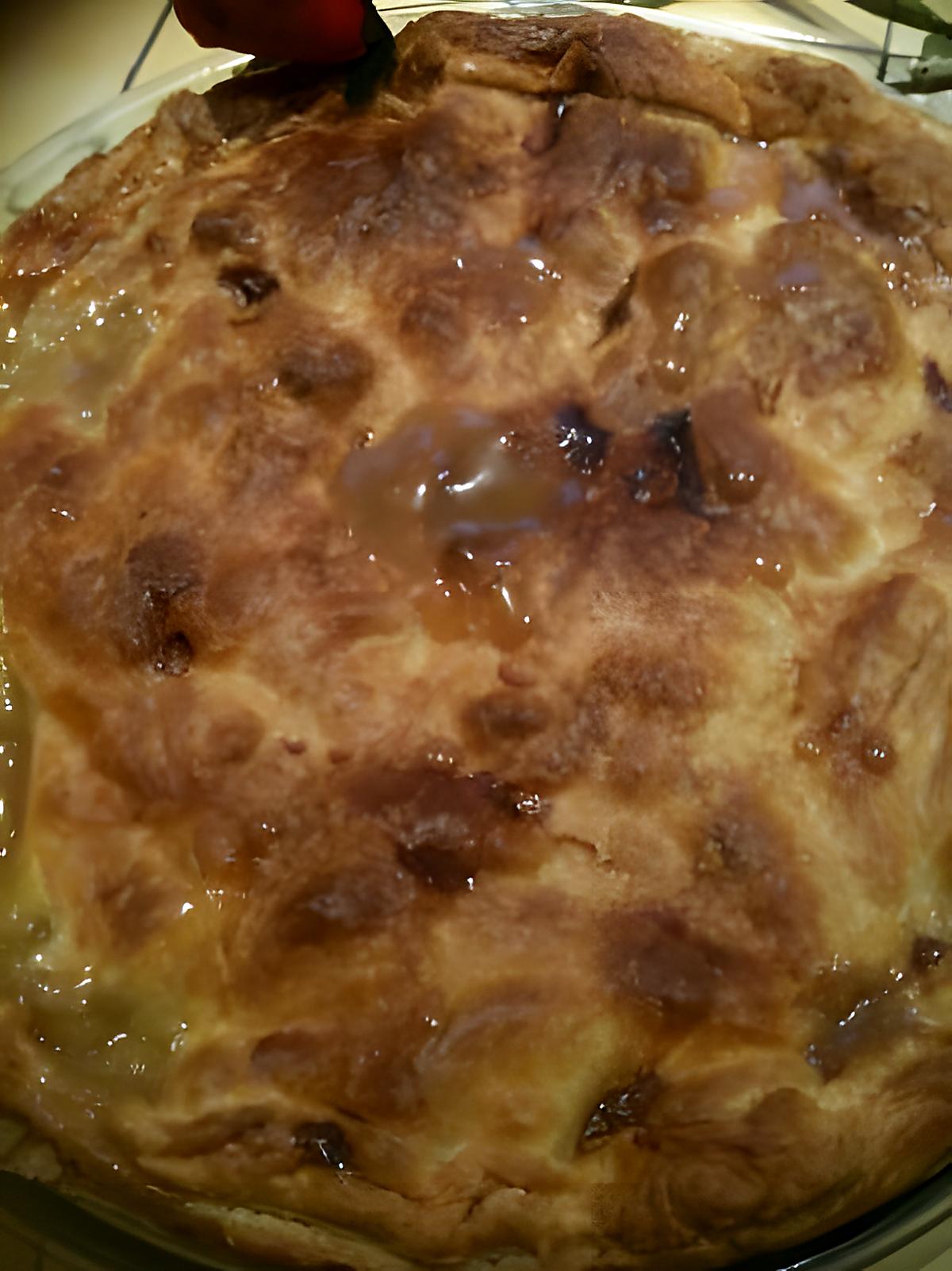 recette TOURTE  AUX  POIRES  ET  SON  CARAMEL