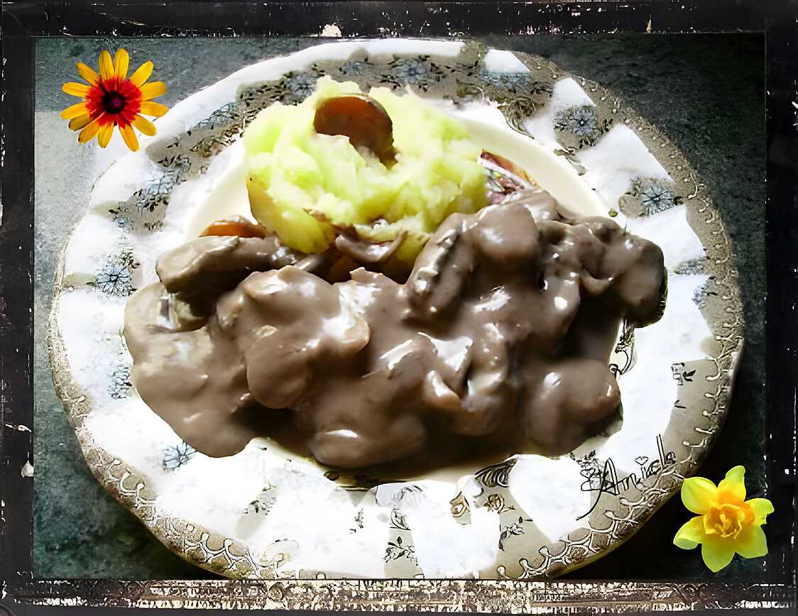 Recette de Civet de biche façon sauce grand veneur