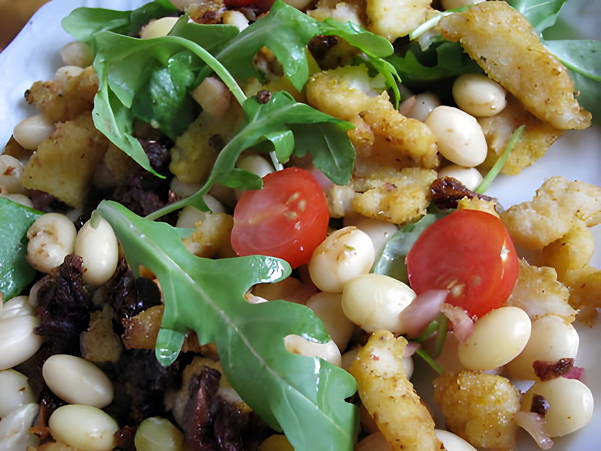 recette Salade tiède de cocos de Paimpol, roquette et poisson croustillant