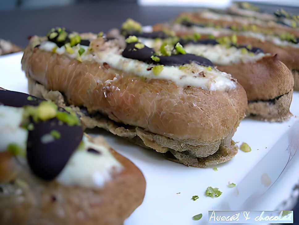 recette **Minis éclairs chocolathés parfumés au thé vert Matcha**