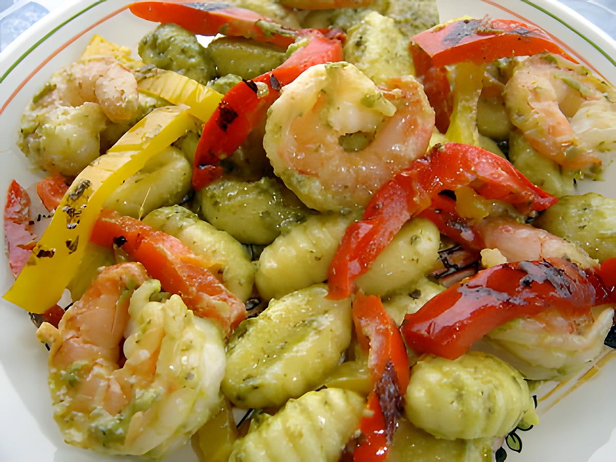 recette Gnocchis au pesto et crevettes sautées