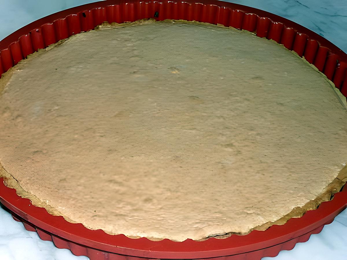 recette Tarte à la confiture de fraises et meringue de noix