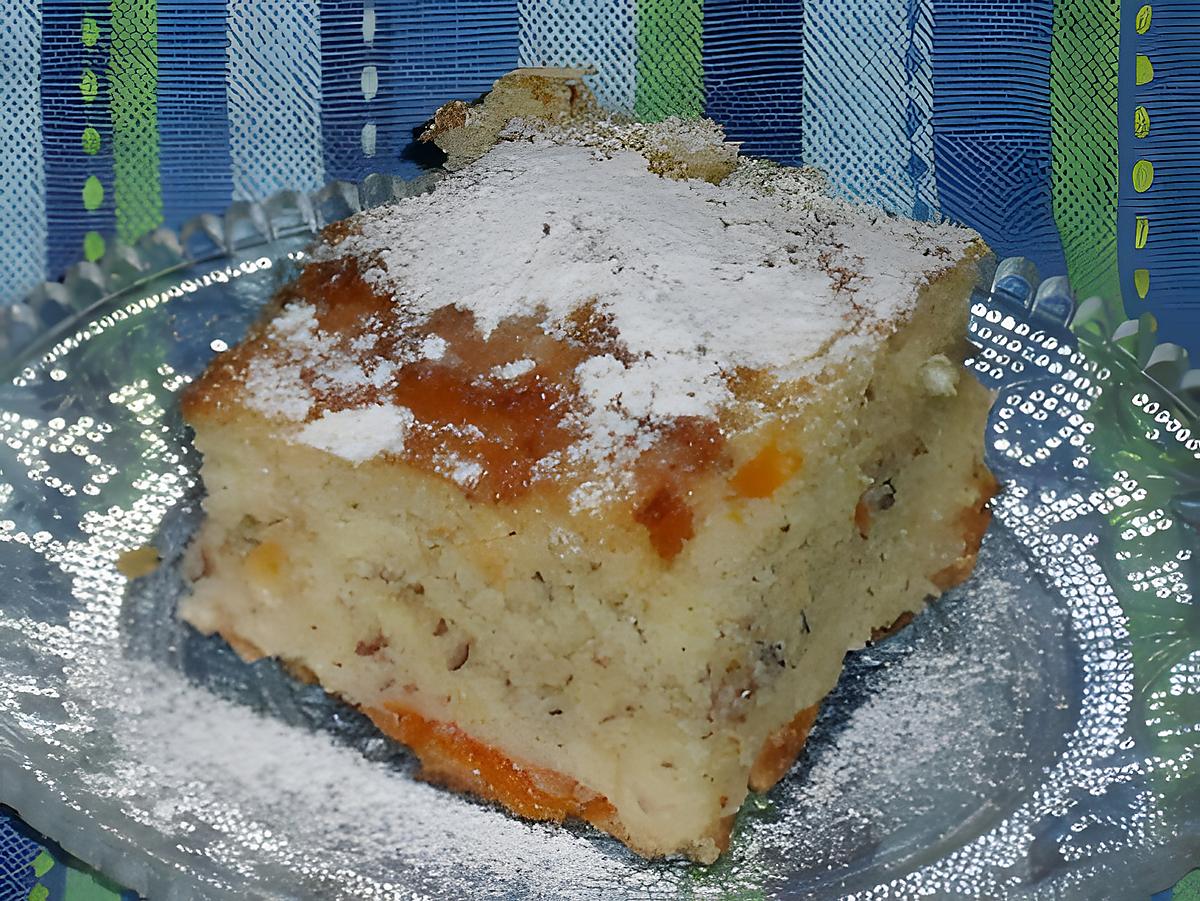 recette Gâteau au yaourt,amandes et abricots,rapide et délicieux !