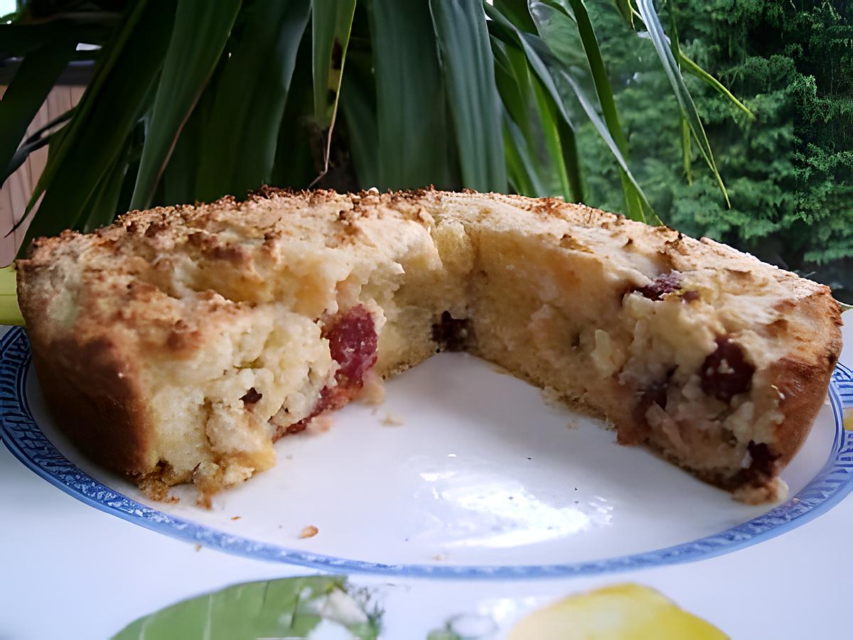 recette Gâteau au lait ribot à la farine de noix de coco et fraises séchées