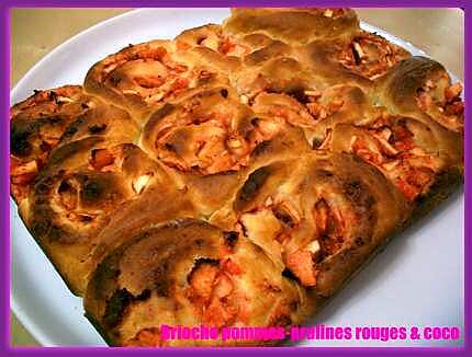 recette Brioche pommes-pralines rouges & coco. Brioche à la poudre de noix & rhum