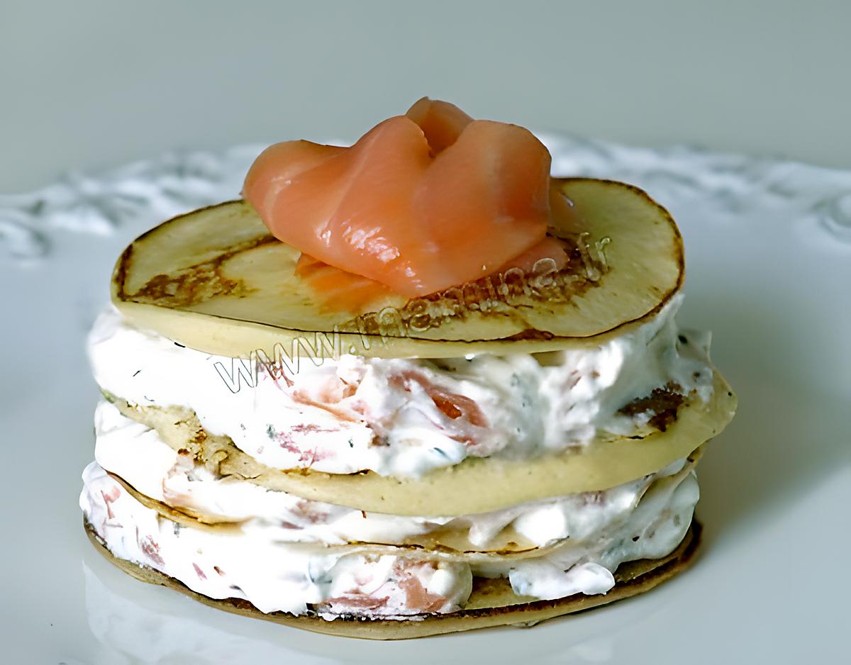 recette MILLEFEUILLE DE CRÊPES AU SAUMON FUME