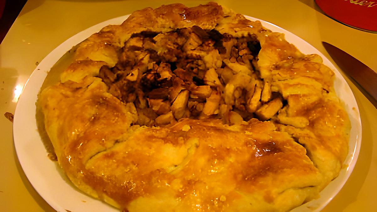 recette Tarte aux pommes, raisins, noix et cannelle