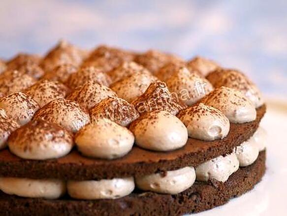 recette GATEAU CHOCOLAT MOUSSE AUX NOISETTES
