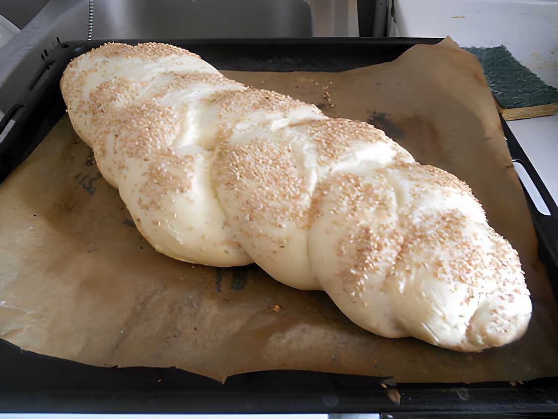Halloot Recette de Hallot, pain du shabbat (origine : juive)