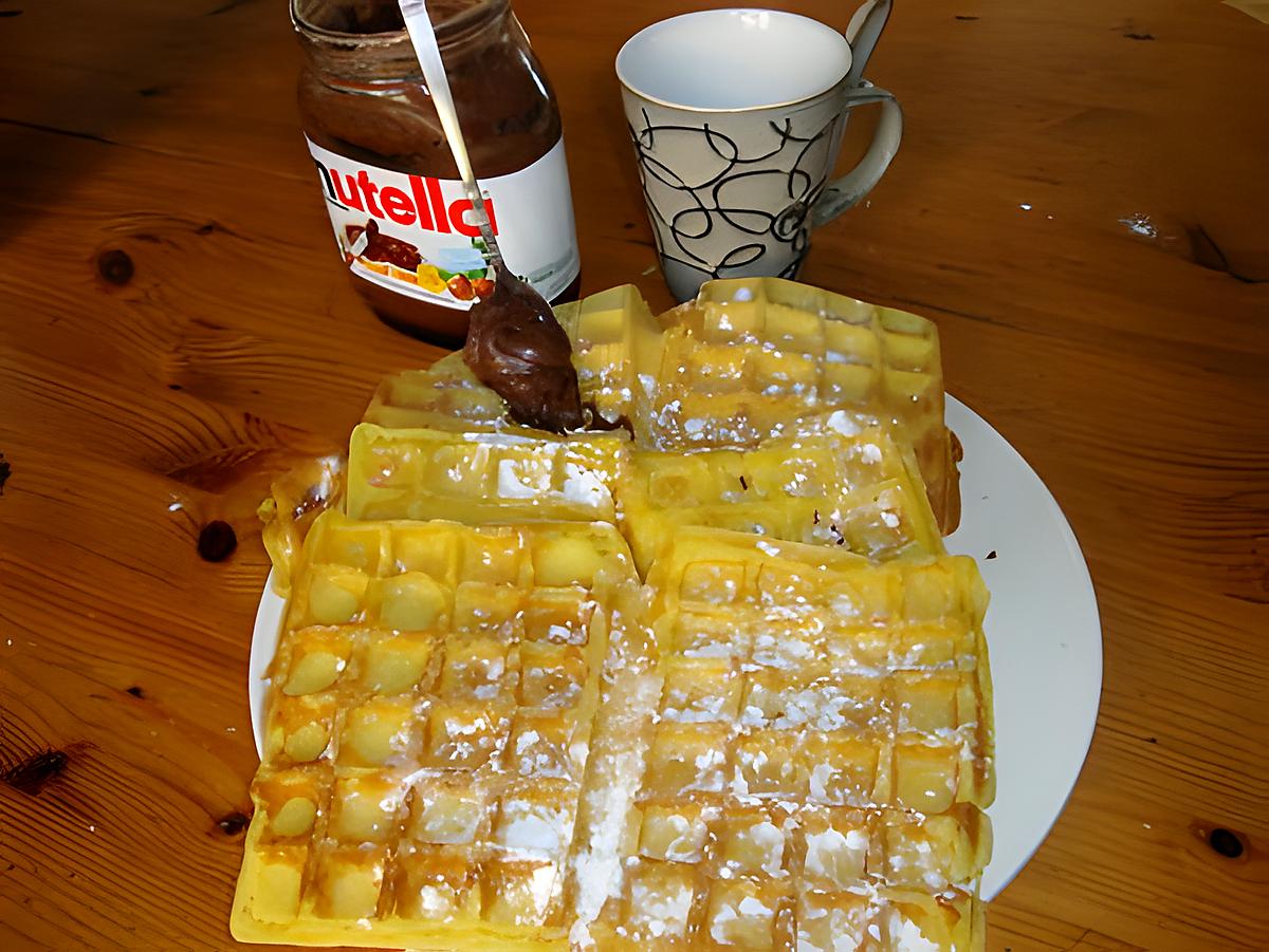 recette GAUFRES  hollandaises faite par mon mari  pour la journée de la femme