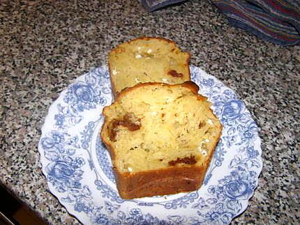 recette cake aux tomates séchées et 3 fromages