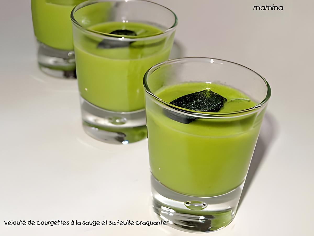 recette CREME DE COURGETTES A LA SAUGE